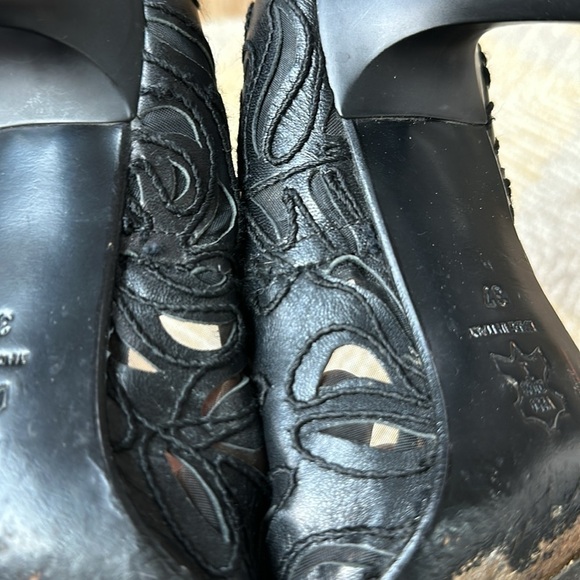 Arte made in Italy cut out leather design black stiletto pumps SZ 37 - Picture 8 of 11